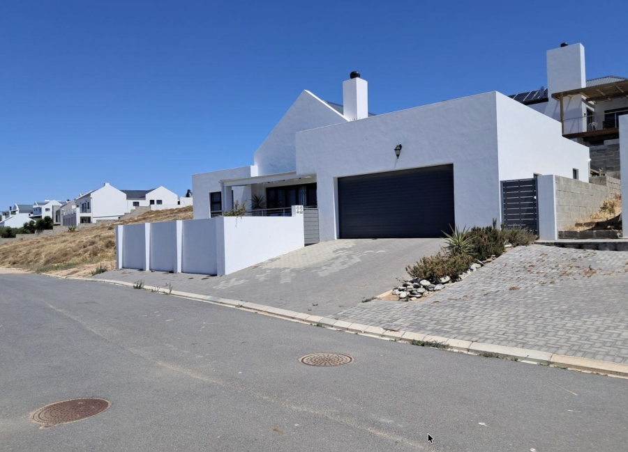 To Let 3 Bedroom Property for Rent in Da Gama Bay Western Cape